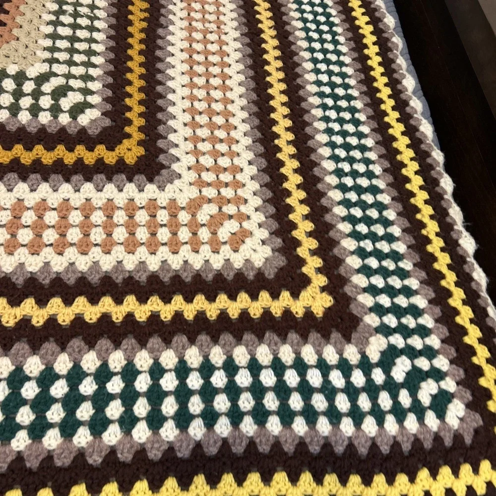 Vintage Handmade Crochet Granny Square Afghan Throw Blanket 63 x‎ 63 Earth Tone